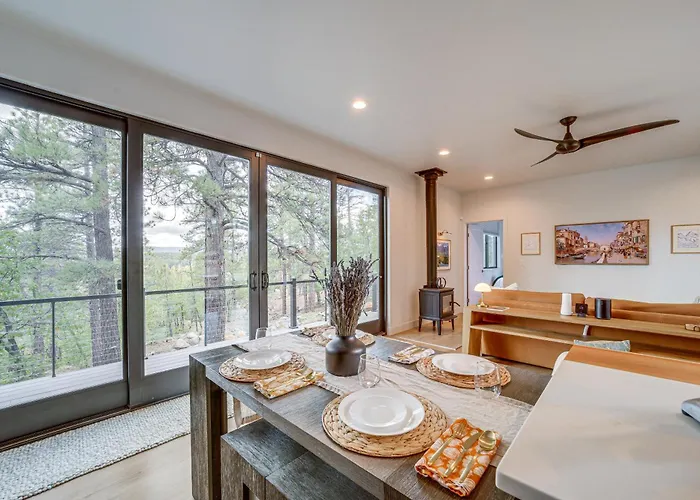 Modern Living! Mtn-view Gem In Holiday home Munds Park